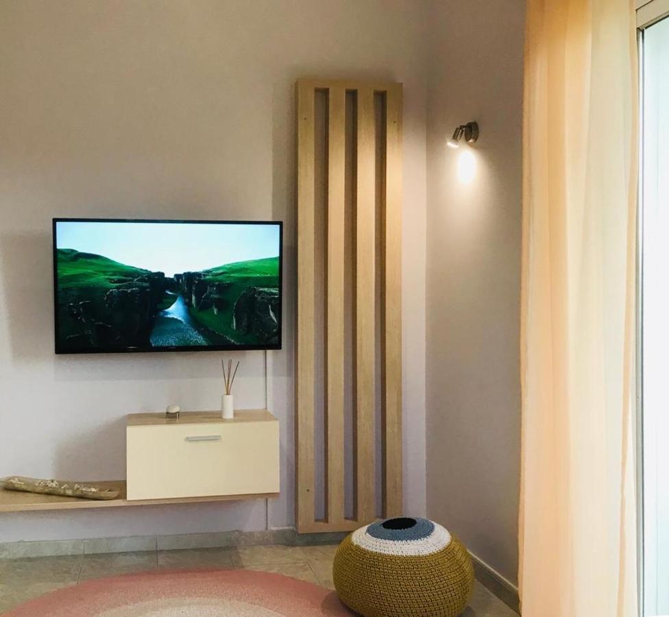 Aloni Studios And Apartments 拉瑟 外观 照片